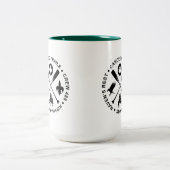 カヌーのトレイルがパドルを越えたコーヒーマグ ツートーンマグカップ (中央)