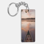 カヌーはPawtuckaway湖の海岸で休みます キーホルダー (正面左)