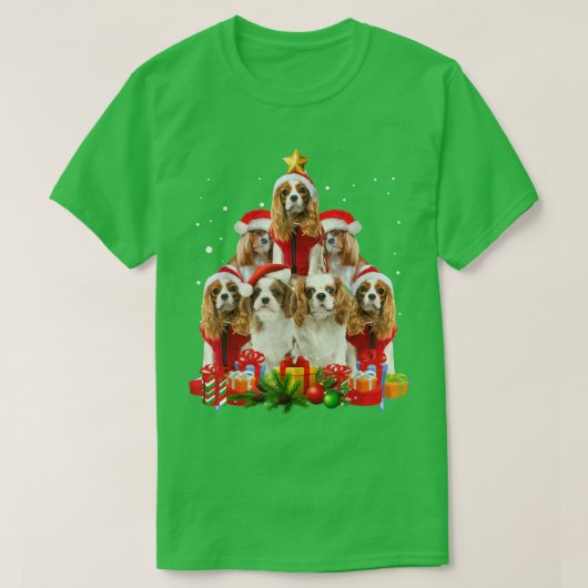 カバリエールキングチャールズスパニエル犬クリスマスツリークリスマス Tシャツ (デザイン正面)