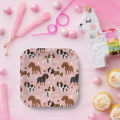 カバリエールキングチャールズスパニエル犬ポーズアンドボーンズ紙 ペーパープレート (パーティー)