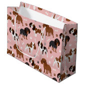 カバリエールキングチャールズスパニエル犬ポーズアンドボーンズ ラージペーパーバッグ (正面アングル)