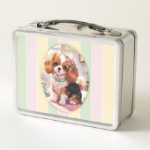 カバリエールキングチャールズパステルラインズコテージコア メタルランチボックス (裏面)