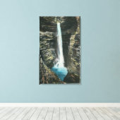 カバーンカスケードの表示 キャンバスプリント (インサイチュ (ウッドフロア))