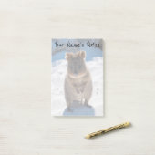 カパーソナライズされたウト&ハッピークォッカビーチ ポストイット (デスク上)