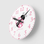 カパーソナライズされたワイトピンクラディブクロック ラウンド壁時計 (傾斜)
