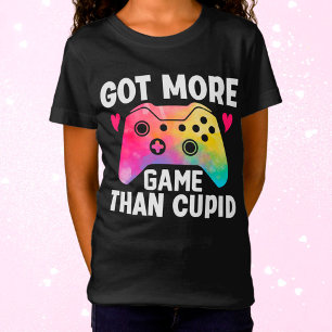 カピッ得トのバレンタインビデオゲームよりもゲームが多い Tシャツ