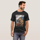 カピバラがラーメンを食べる Tシャツ (正面フル)