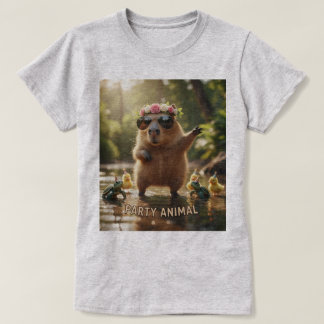 カピバラのパーティーアニマル: かわいい&面白いデザイン Tシャツ
