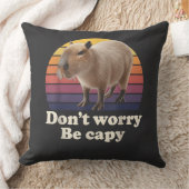カピバラの可愛いパンデザイン Don't Worry Be Capy クッション (ブランケット)