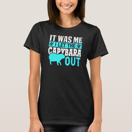 カピバラの巨人カピバラ18人 Tシャツ (正面)