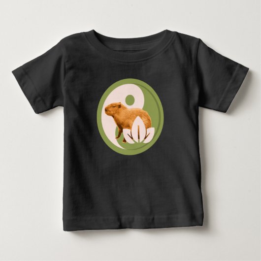 カピバラの禅と陰陽の平和な自然 ベビーTシャツ (正面)