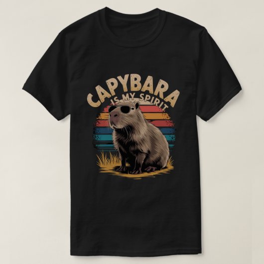 カピバラは私のスピリットアニマルTシャツ、動物好き  Tシャツ (デザイン正面)
