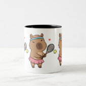カピバラテニスマグ | スポーツおもしろい愛好家コーヒー ツートーンマグカップ (中央)