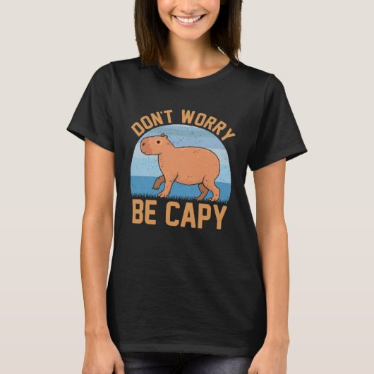 カピバラミームビーキャピー Tシャツ (正面)