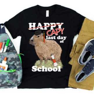 カピバラ卒業おめでとう!学校最後の日 Tシャツ
