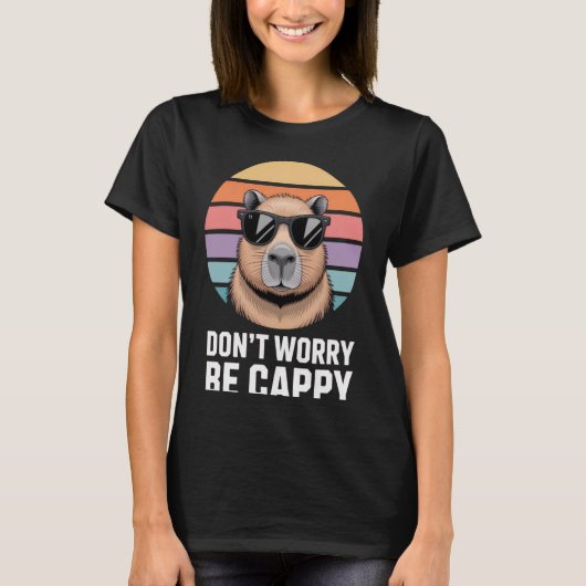 カピバラ好きのための楽しい夏のデザイン「Don't Worry Be Cappy」 Tシャツ (正面)