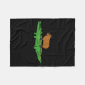 カピバラ対ワニ キャピ アリゲーター ネズミ男たちよ フリースブランケット (正面(横))