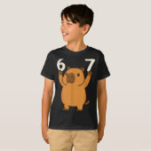 カピバラ 67 おもしろ ミーム シックス セブン Tシャツ (正面フル)