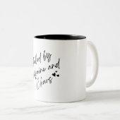 カフェインとカオスコーヒーマグで燃料を供給 ツートーンマグカップ (正面右)