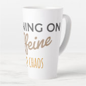 カフェインとカオスモード カフェラテマグ (右アングル)