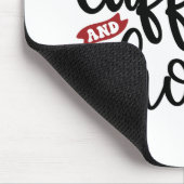 カフェインと犯罪番組に煽られる マウスパッド (コーナー)