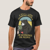 カフェイン中毒の動物園飼育員 コーヒー好き 動物好き クマ Tシャツ (正面)