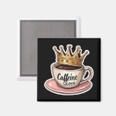 カフェイン女王 – コーヒーで飾る マグネット (正面/裏面)