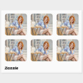 カフェエレガントで青と白の若い女性 スクエアシール (シート)