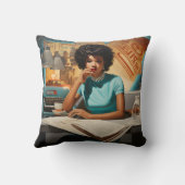 カフェクロニクル：レトロニュースリーダー クッション (裏面)