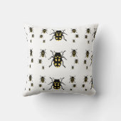 カブトムシの白 クッション (裏面)