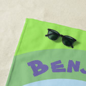 カブトムシ漫画と可愛いハッピーグリーンgeckoトカゲ ビーチタオル (インサイチュ)