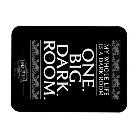 カブトムシ |私の人生は暗い部屋だ マグネット (横)