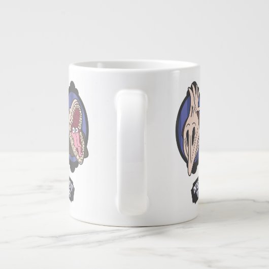 カブトムシ | Maitlands "生きる者を決して信用しない" ジャンボコーヒーマグカップ (裏面)