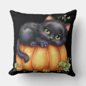 カボチャつるにのまわりに入った、休んでいる子猫 クッション (正面)