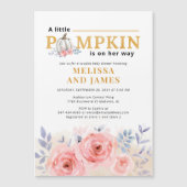 カボチャのカップル赤ちゃんシャワー水カラー薄紫ピンク マグネット招待状 (正面)