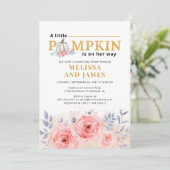 カボチャのカップル赤ちゃんシャワー水カラー薄紫ピンク 招待状 (スタンド正面)