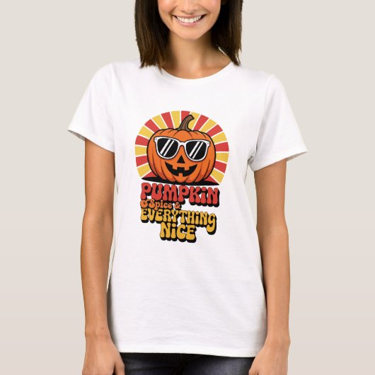 カボチャのスパイスと全ていい Tシャツ (正面)