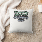 カボチャのスパイスと全て素晴らしい – ミーム引用文 クッション (ブランケット)