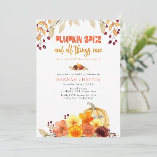 カボチャのスパイス詩の秋の花任意の年齢誕生日 招待状 (スタンド正面)