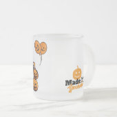 カボチャのトリックまたはトリートハロウィンのかわいい幽霊 フロストグラスマグカップ (正面右)