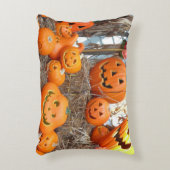 カボチャのハロウィーンハロウィーンのカボチャのちょうちんオレンジのカボチャ アクセントクッション (正面(垂直))
