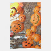 カボチャのハロウィーンハロウィーンのカボチャのちょうちんオレンジのカボチャ キッチンタオル (縦)