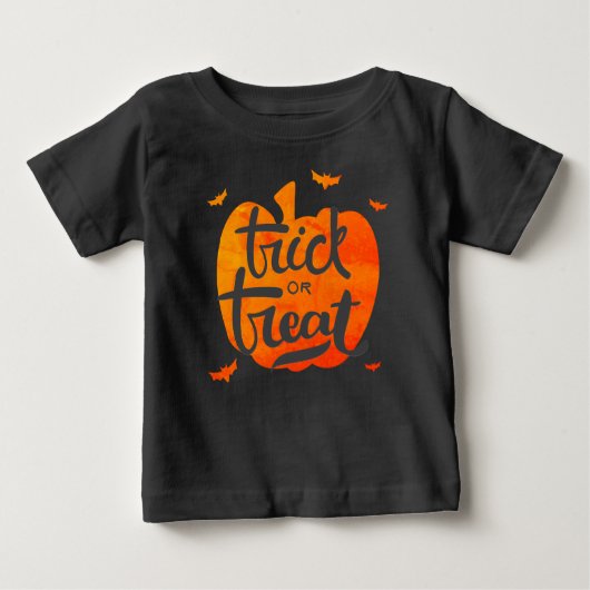 カボチャのハロウィーン幼児をトリックまたは治療する ベビーTシャツ (正面)