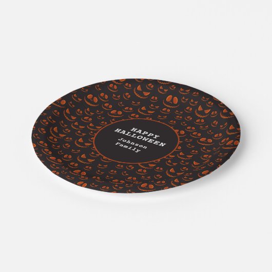 カボチャの目とグリズインブラックハローウィンパーティ ペーパープレート (アングル)