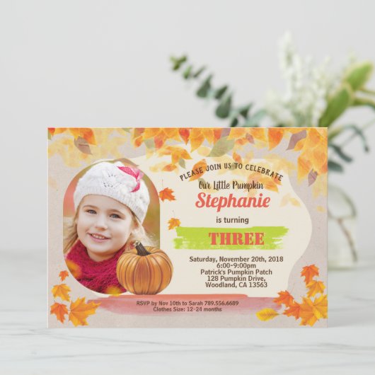 カボチャの誕生日秋感謝祭の写真 招待状 (スタンド正面)