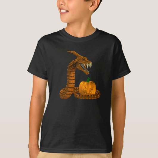 カボチャを保護している恐いヘビ Tシャツ (正面)