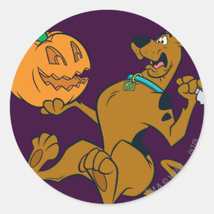 カボチャを切り分けるScooby-Doo ラウンドシール