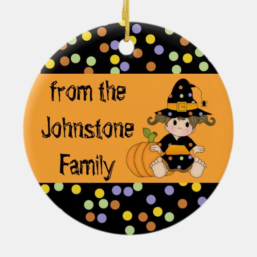 カボチャを持つLilの水玉模様の魔法使い セラミックオーナメント (裏面)
