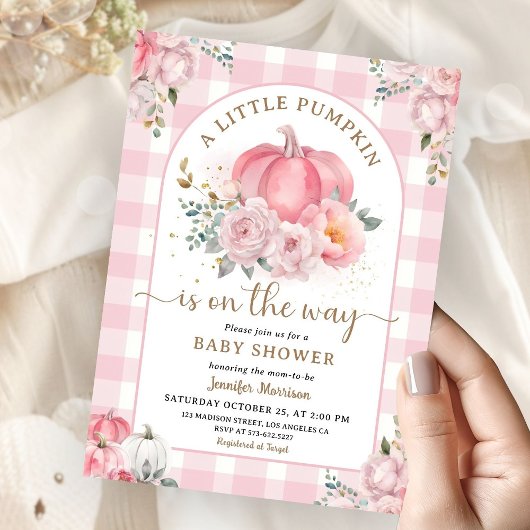 カボチャオンザウェイベビーシャワーガールピンク秋 招待状