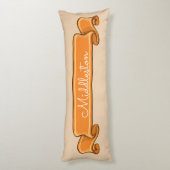 カボチャパーソナライズされたンオレンジ色バナーリボンのクリーム ボディピロー (裏面 (縦))